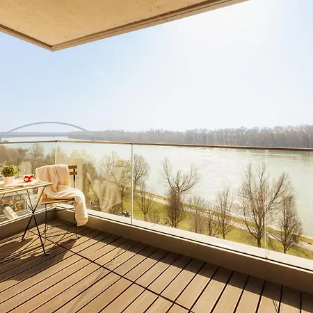 Eurovea 1 Waterfront Appartamento Bratislava
