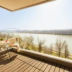 Eurovea 1 Waterfront Apartamento Bratislava
